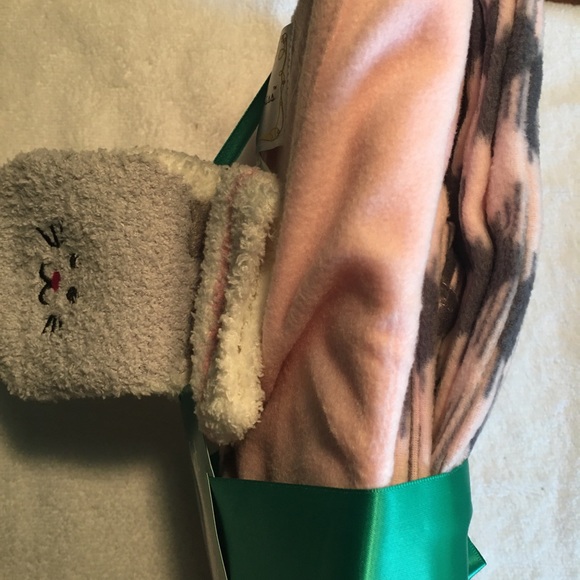 SALE!! NWT 3 piece goodnight kiss pj set - Picture 4 of 5